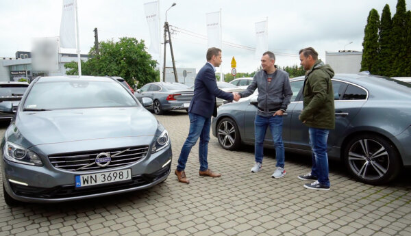 Propozycje dla Agaty i Bartka: mocne i dobrze wyposażone kombi do 100 tysięcy